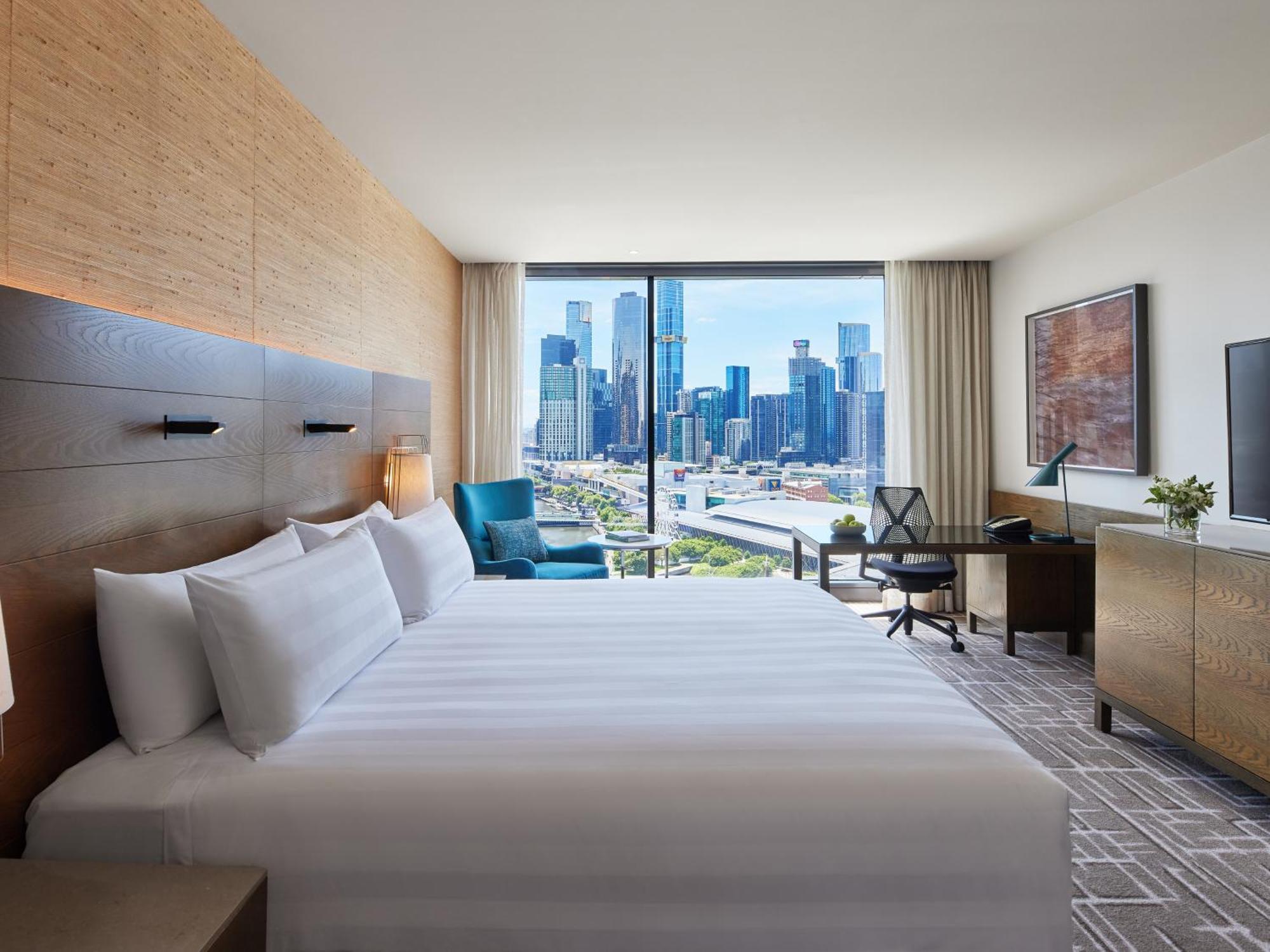 Premier King Room City Skyline View,1632218084:JPEG
